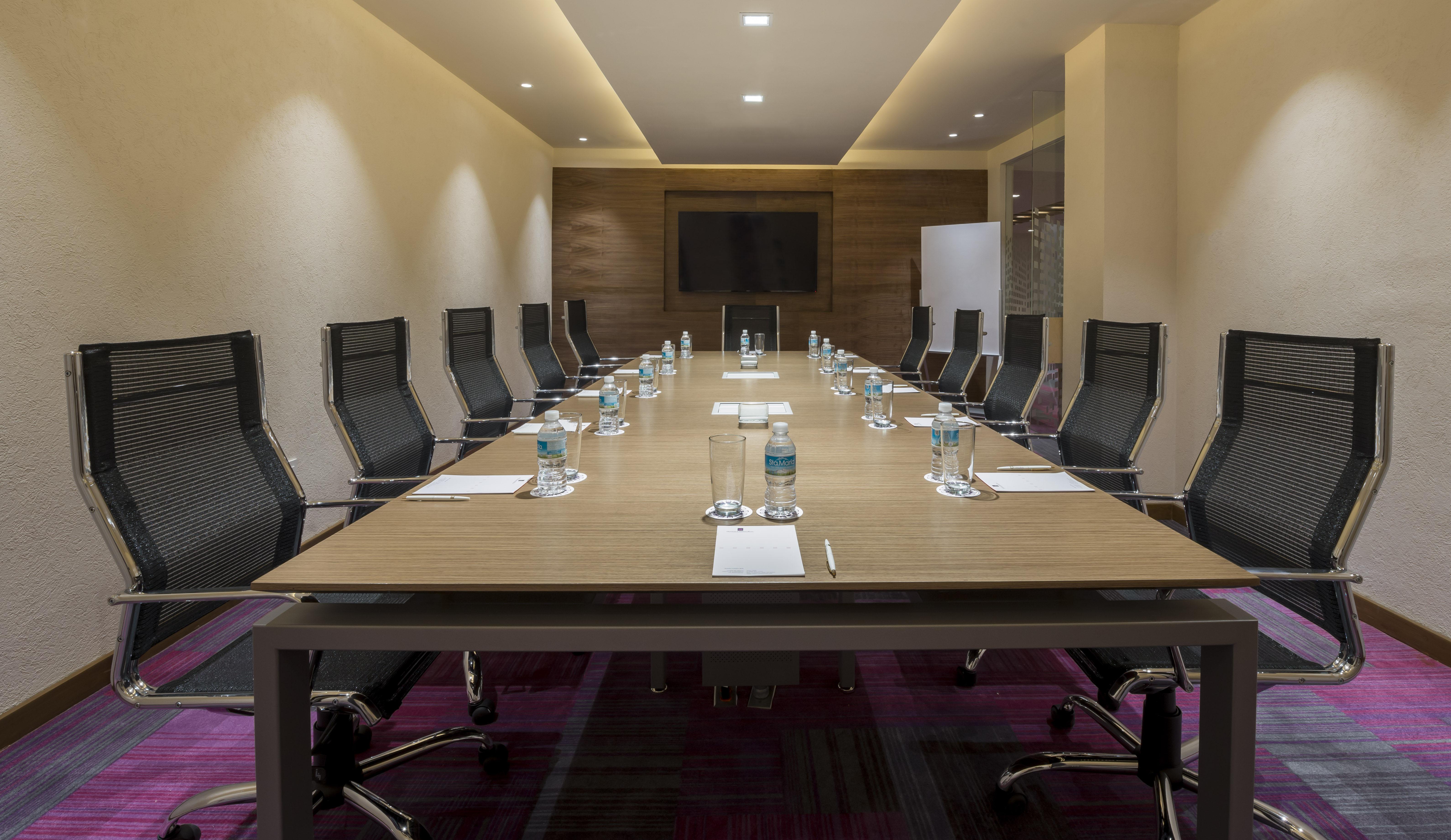 Camino Real Pedregal Mexico Hotell Exteriör bild Boardroom at W Bengaluru